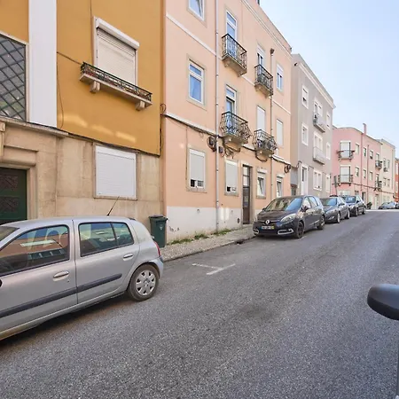 Elegant 3-bedroom With Tejo River View In Alameda * Lisbon