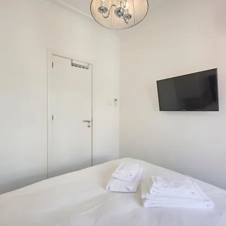 Elegant 3-bedroom With Tejo River View In Alameda Apartamento *