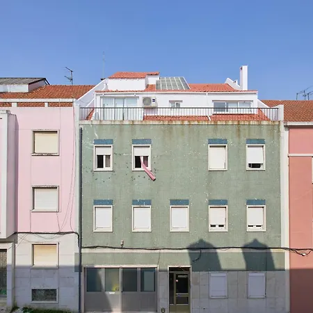 شقة Elegant 3-bedroom With Tejo River View In Alameda *