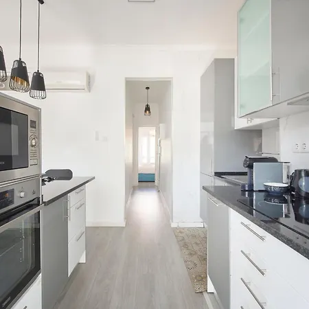 Apartamento Elegant 3-bedroom With Tejo River View In Alameda